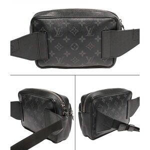 Louis Vuitton Black Noir Taiga Bag Bum Waist Body Rama